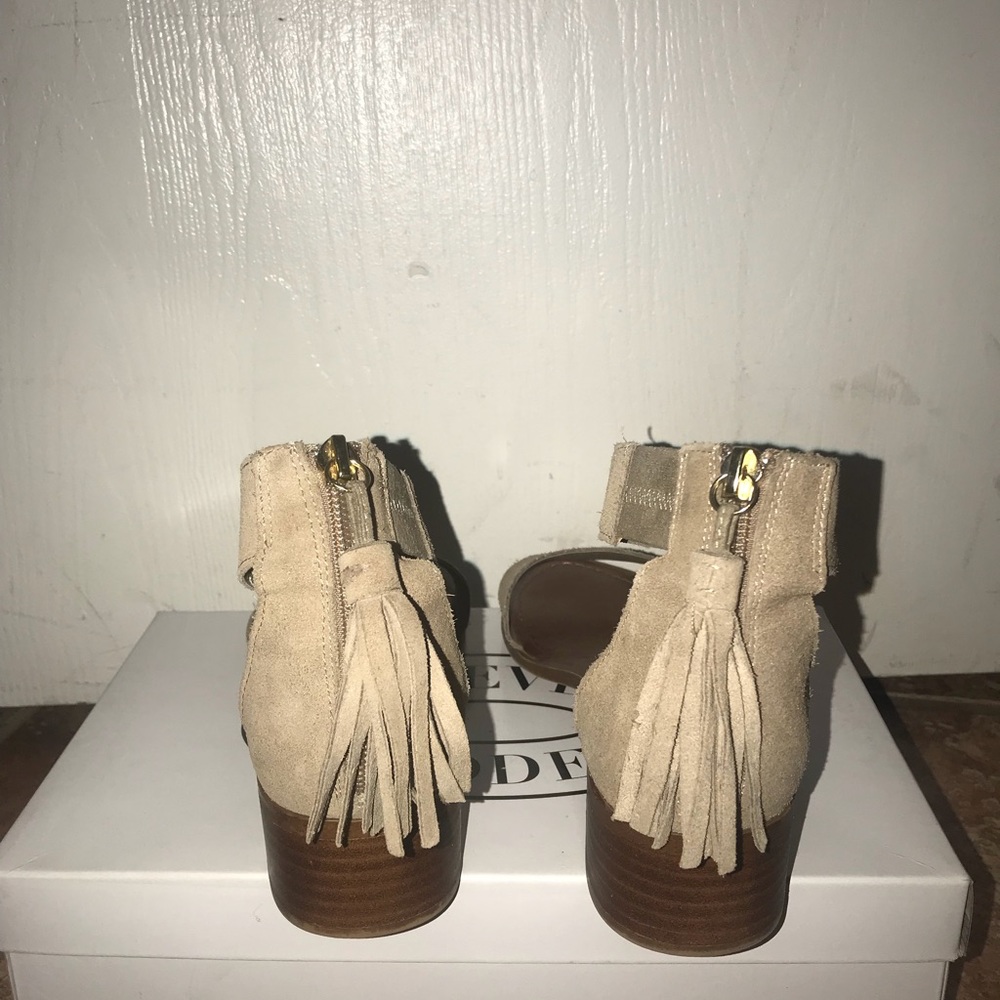 Steve Madden Nude Heeled Snadals - Picture 3 of 4